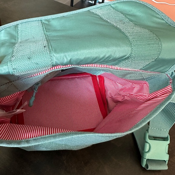 Herschel Crossbody Bag - Picture 3 of 3